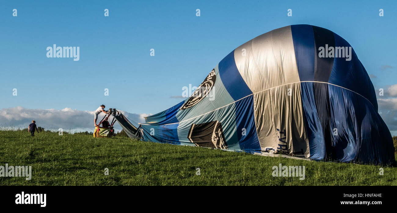 Deflating a hot air balloon Stock Photo Alamy