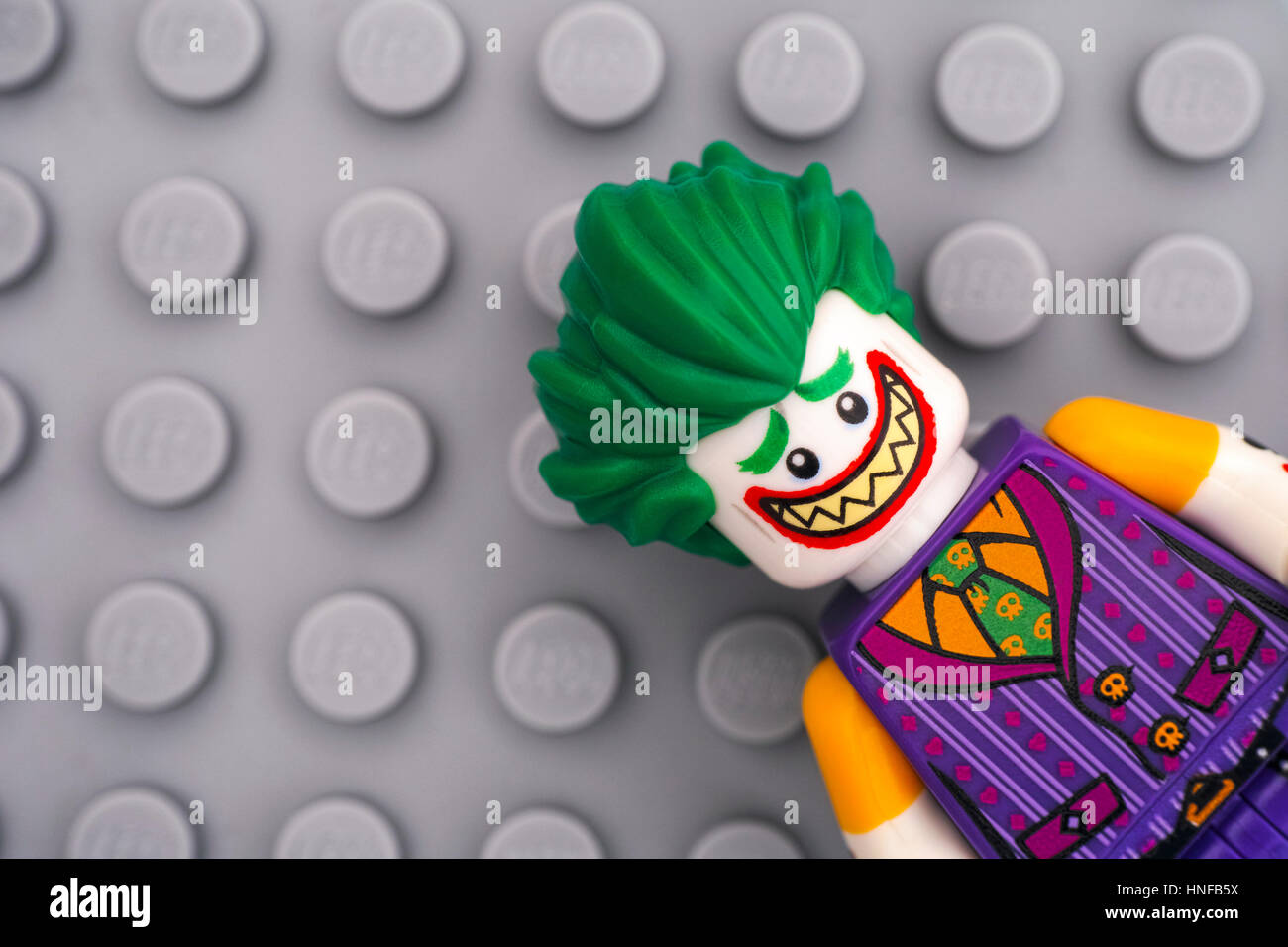 TYPE MINI FIGURINE BRICKS LEGO JOKER BATMAN   TBE 