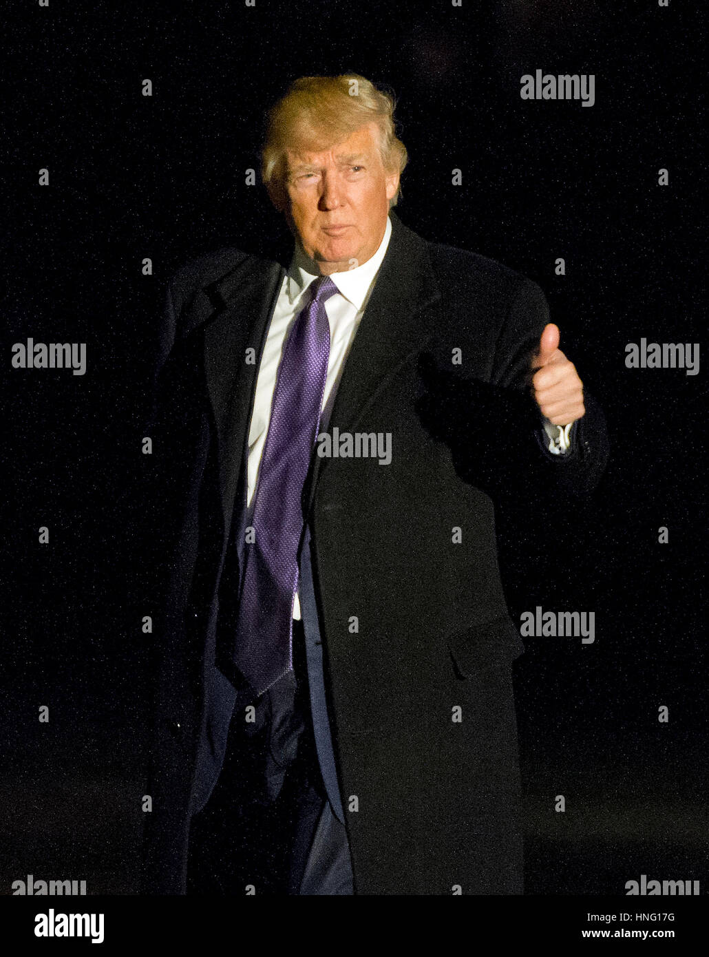 United States President Donald J. Trump returns to the White House ...
