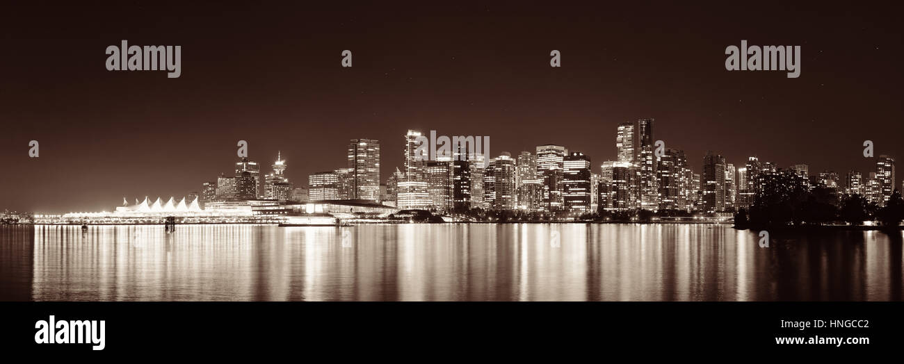 Vancouver city skyline black white hi-res stock photography and images ...