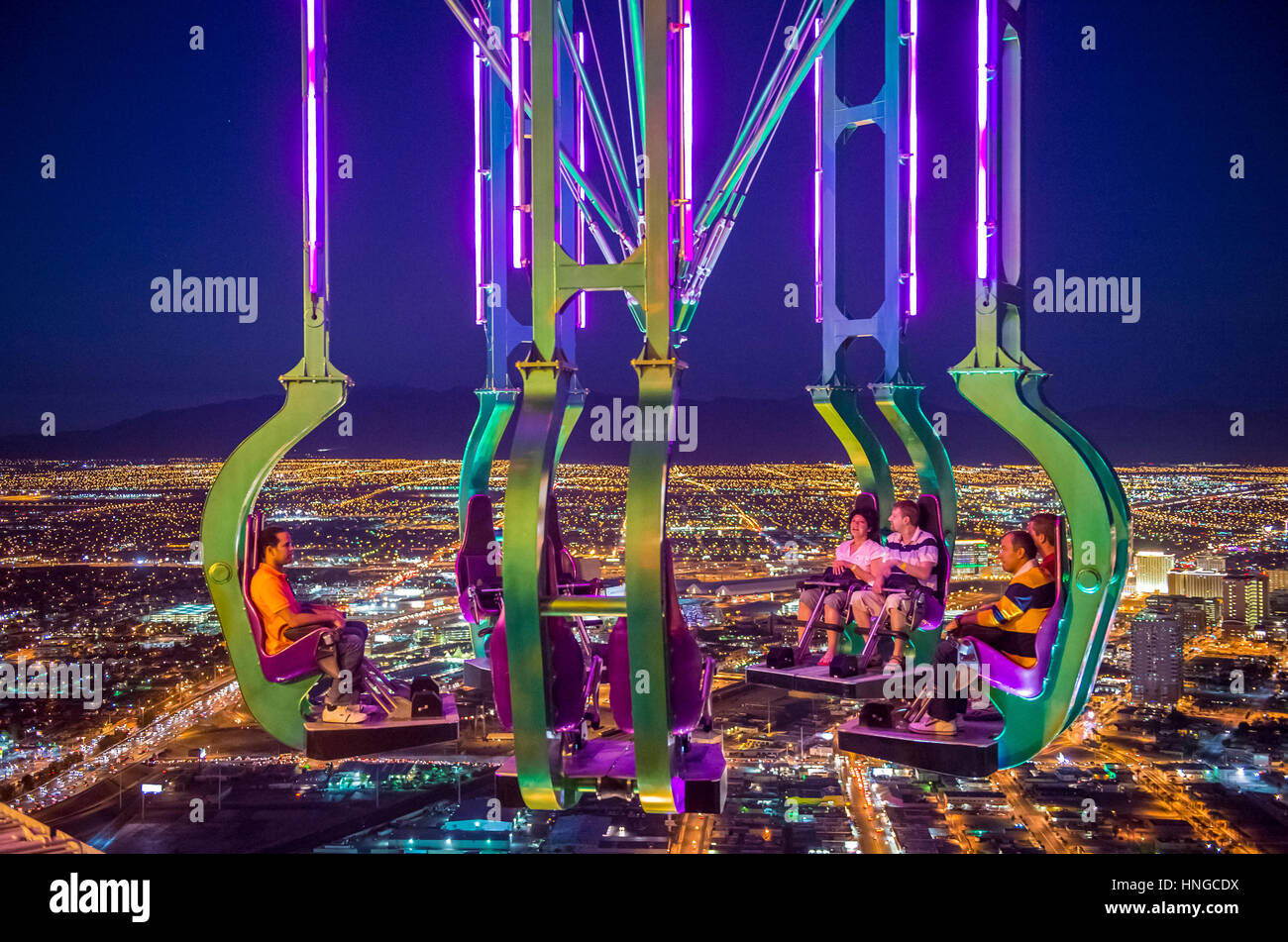 Thrill ride Big Shot on top of the Las Vegas Stratosphere tower (1149  ft/350m), the tallest freestanding observation tower of the US Stock Photo  - Alamy