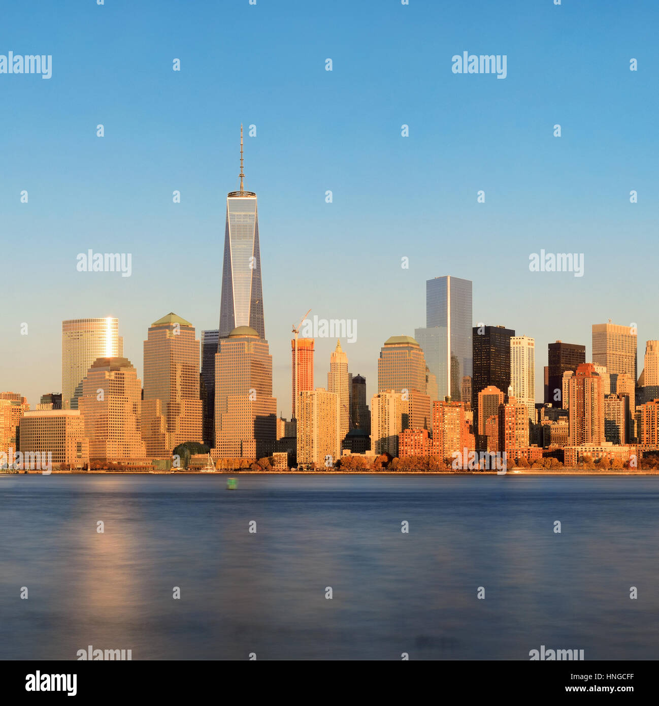 manhattan skyline from hudson river