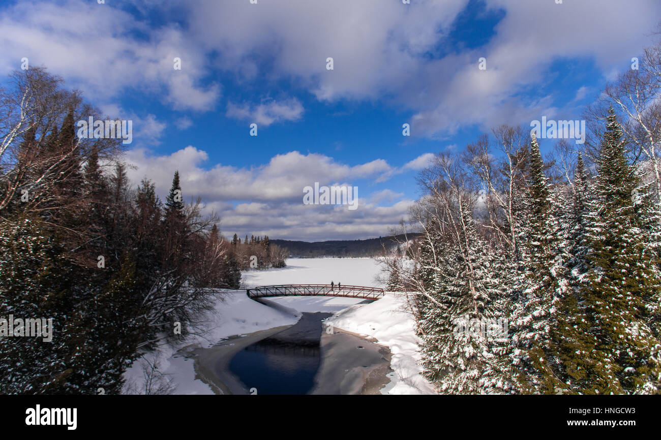 Cross country skiers make their way around Arrowhead Provincial Park in Ontario, Canada Stock