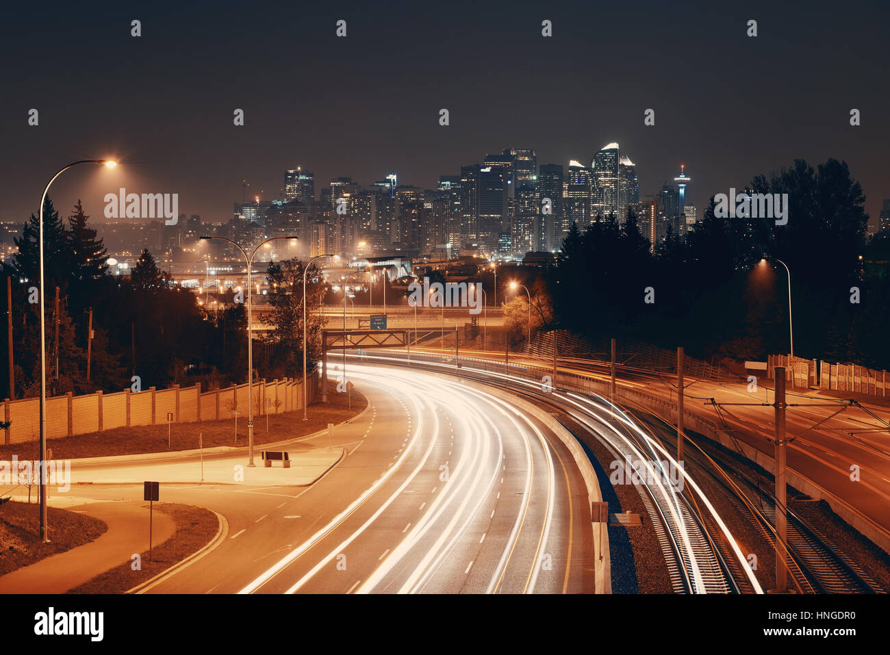 Calgary downtown light trails night hires stock photography and images