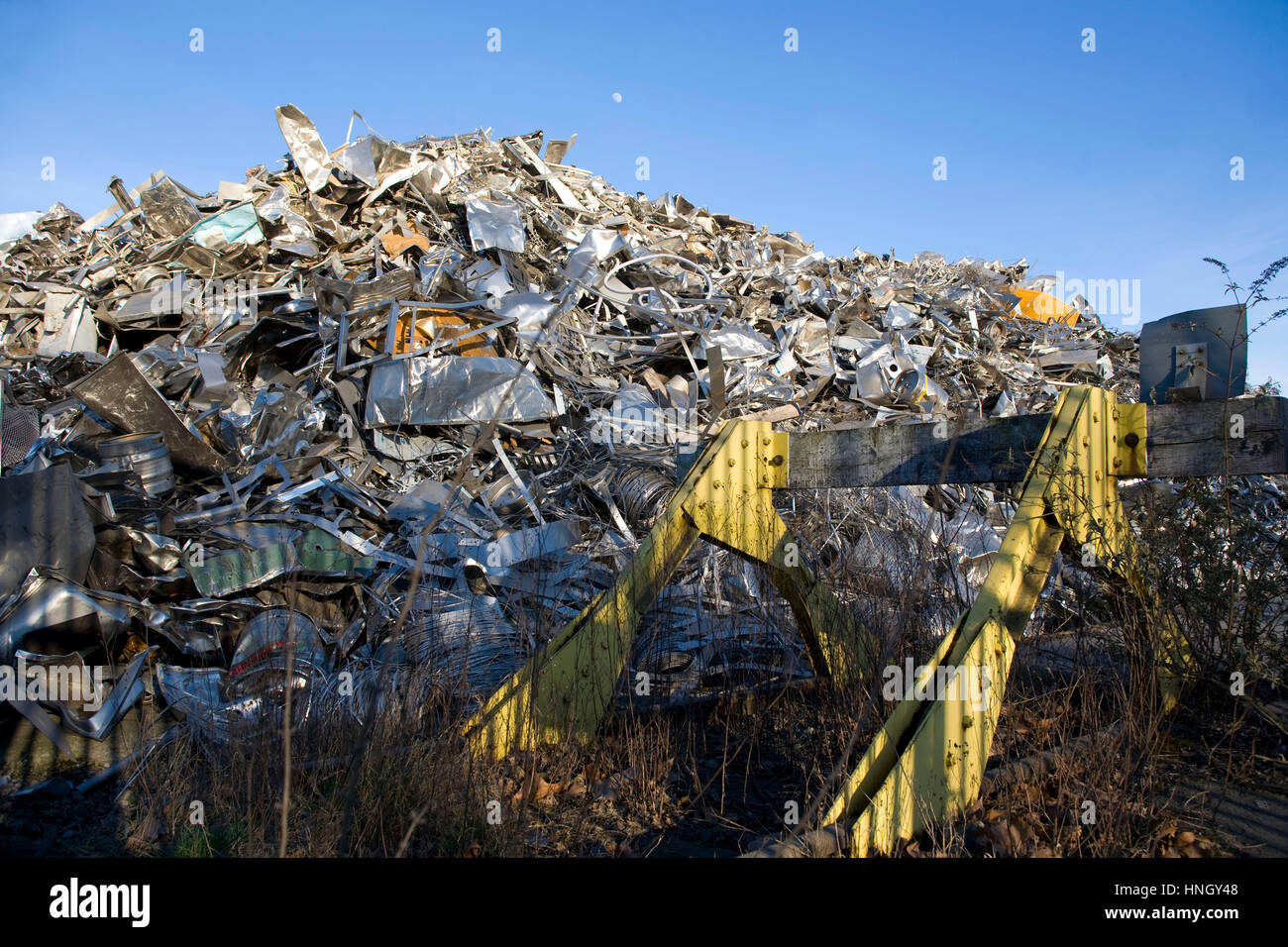 Germany, Ruhr Area, Dortmund, the harbor at the Dortmund-Ems-Canal, scrap yard with old metal. Stock Photo