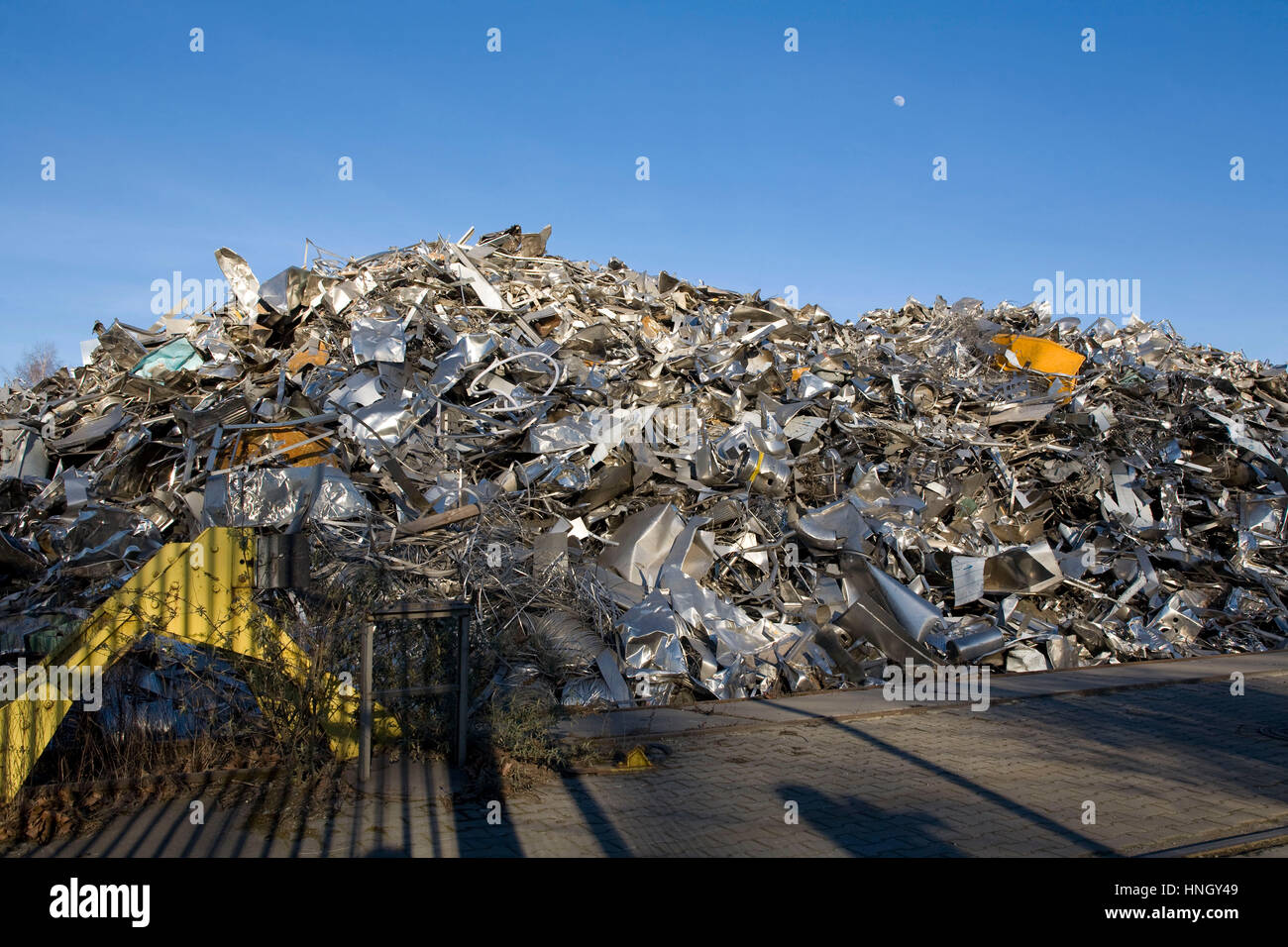 Germany, Ruhr Area, Dortmund, the harbor at the Dortmund-Ems-Canal, scrap yard with old metal. Stock Photo