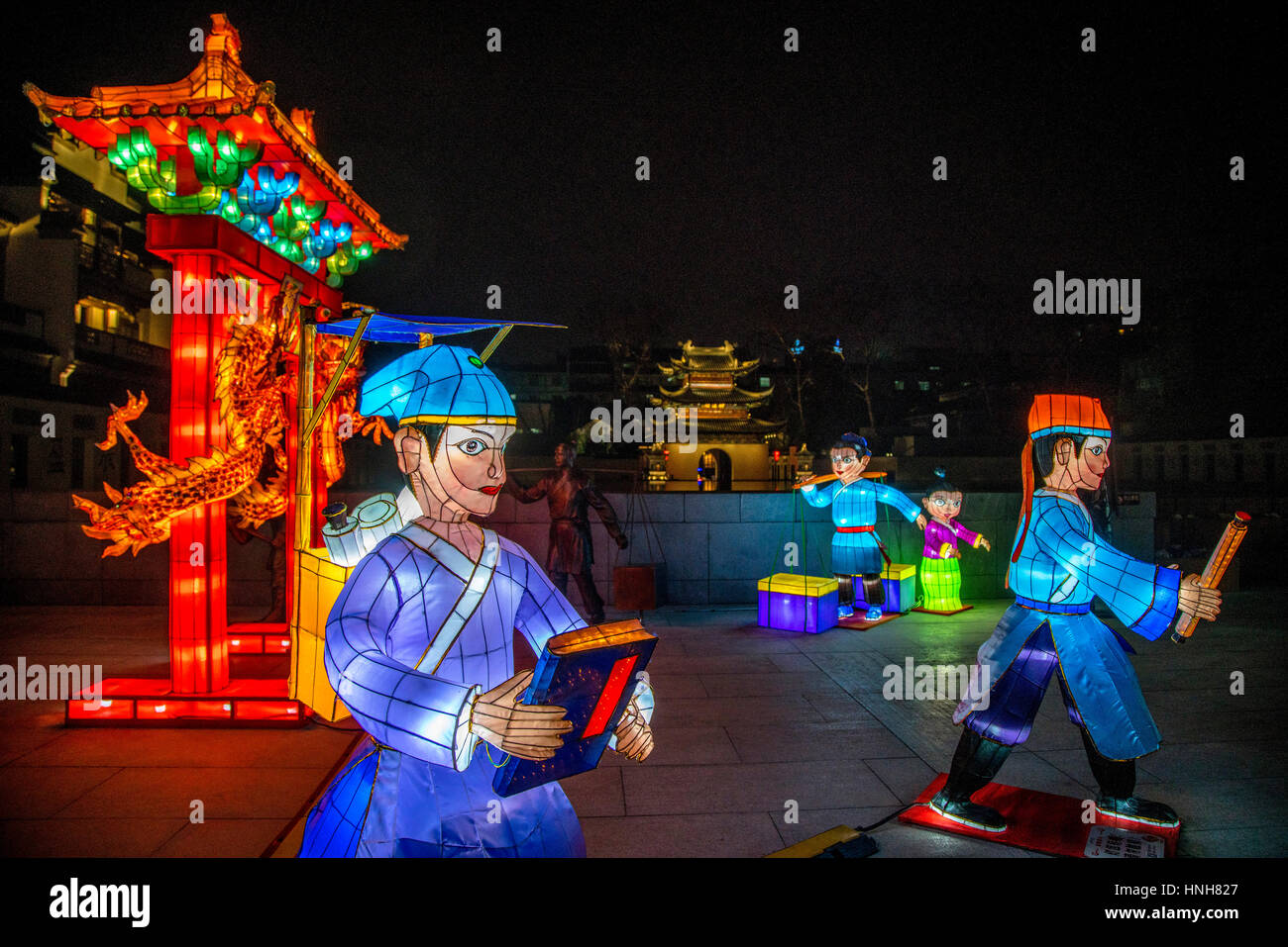 People enjoying the colorful lanterns on Nanjing Qinhuai Lantern ...