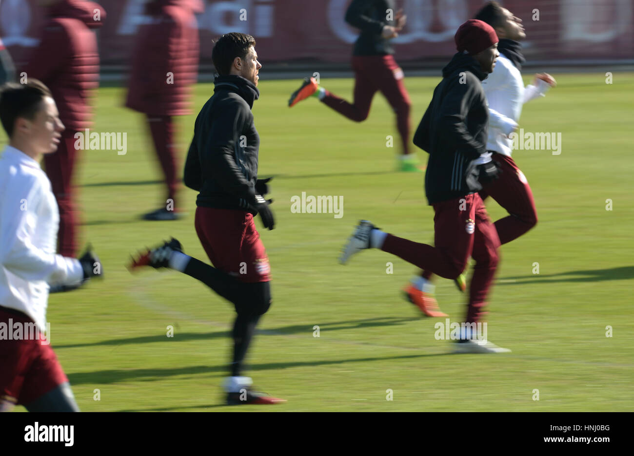 Munich, Germany. 14th Feb, 2017. Xabi Alonso runs with the team at the final training session with FC Bayern Munich ahead of the Champions League round of 16 soccer match between Bayern Munich and Arsenal FC at the training grounds on Saebener-Strasse in Munich, Germany, 14 February 2017. Photo: Andreas Gebert/dpa/Alamy Live News Stock Photo