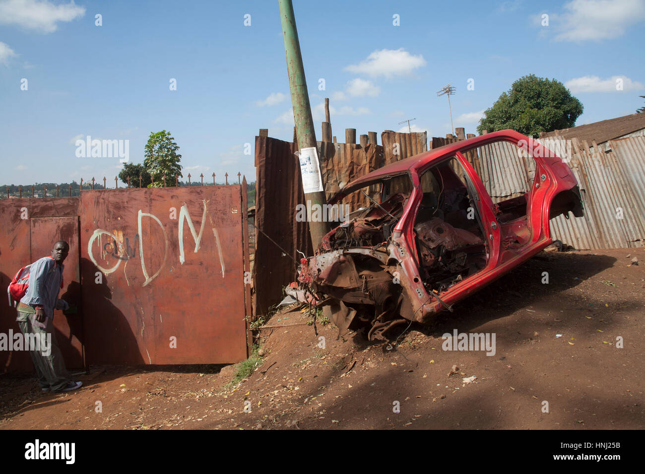 Car wreck in Kibera, Nairobi, Kenya, East Africa Stock Photo