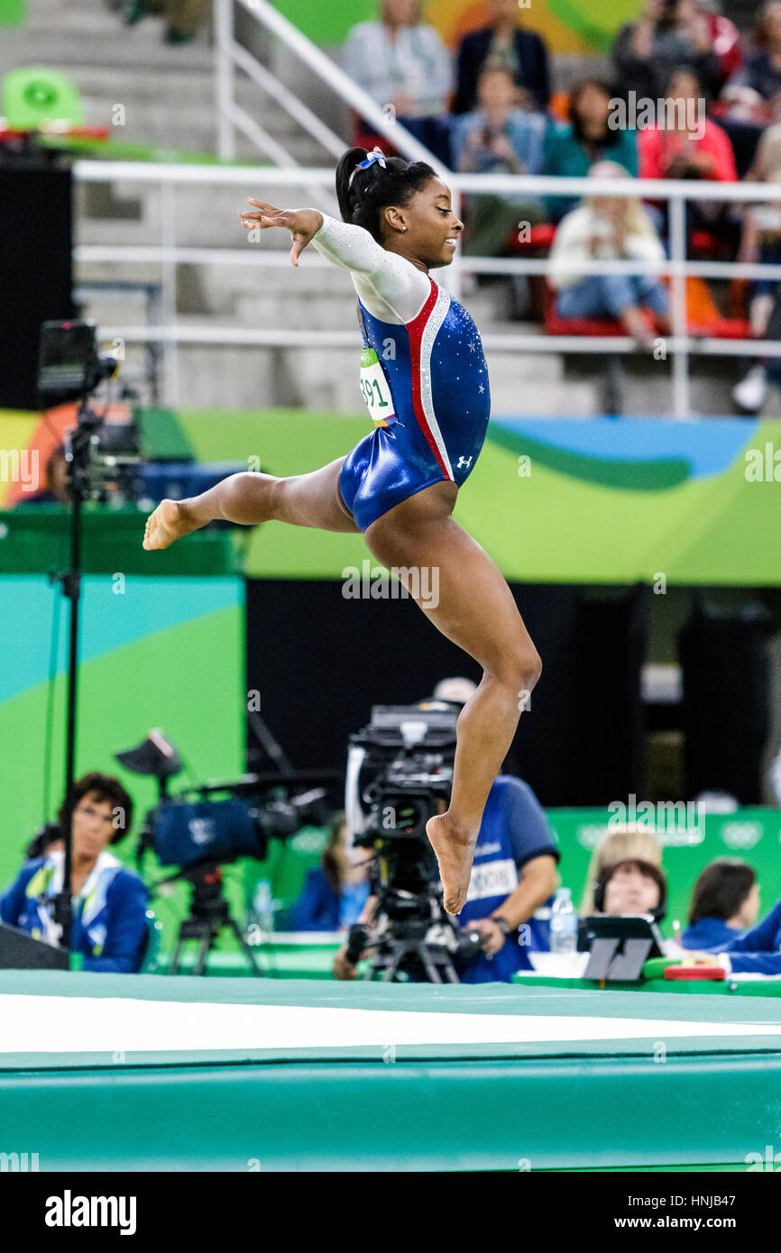 Rio de Janeiro, Brazil. 11 August 2016.  Simone Biles (USA) performs the floor exercise during Women's artistic individual all-around at the 2016 Olym Stock Photo