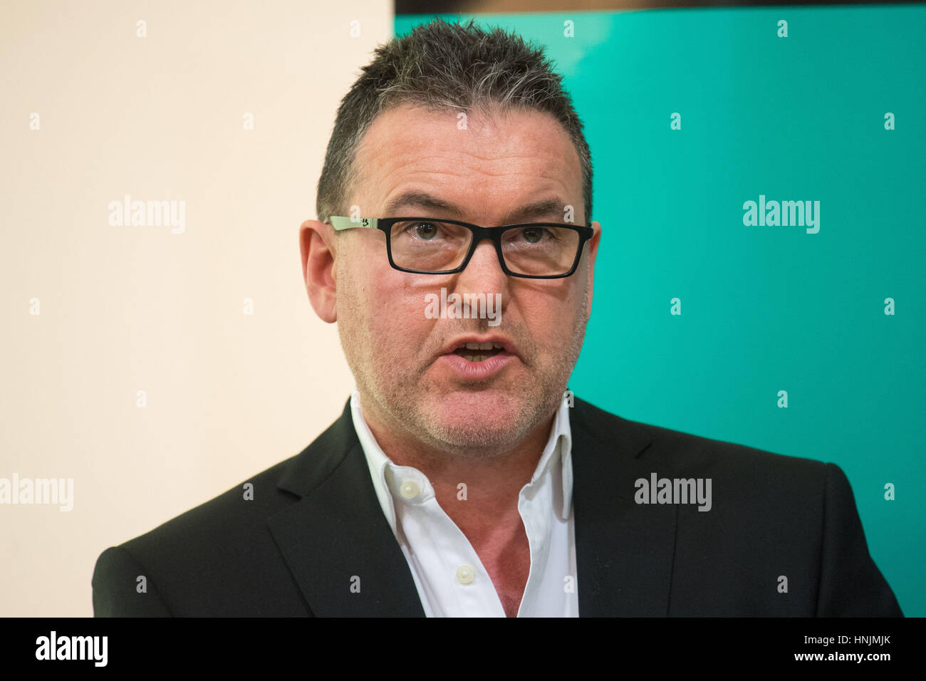 Times Scotland columnist Kenny Farquharson speaks at an event on Brexit, Federalism and Scottish Independence at University College London. Stock Photo