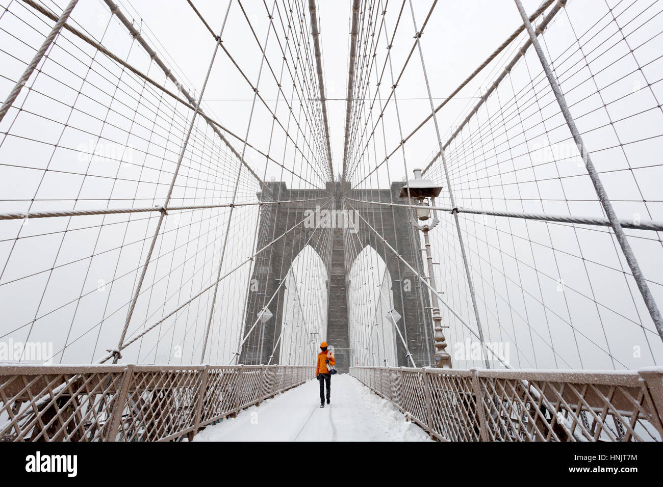 Brooklyn bridge in snow hi-res stock photography and images - Alamy