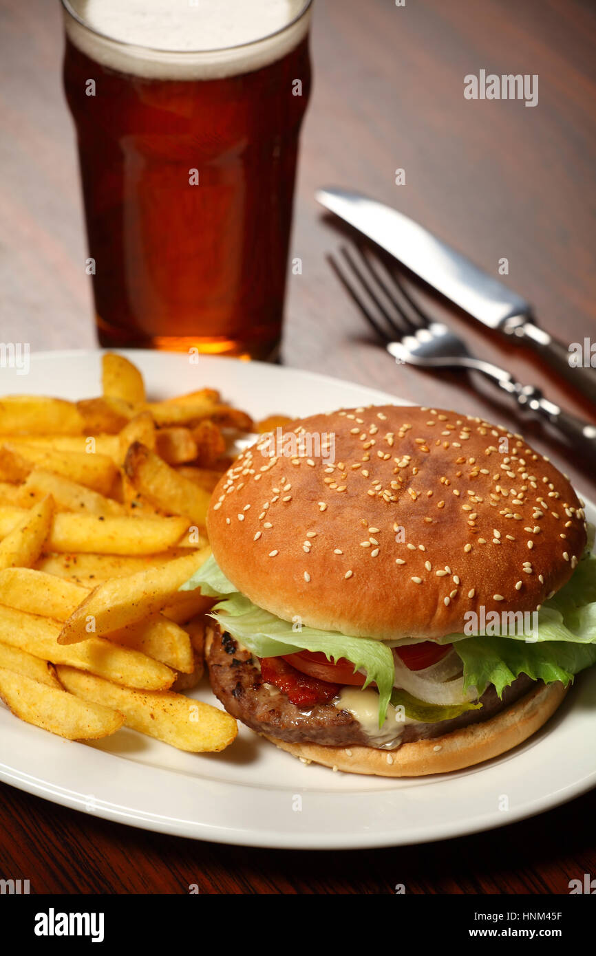 Burger chips drink hires stock photography and images Alamy