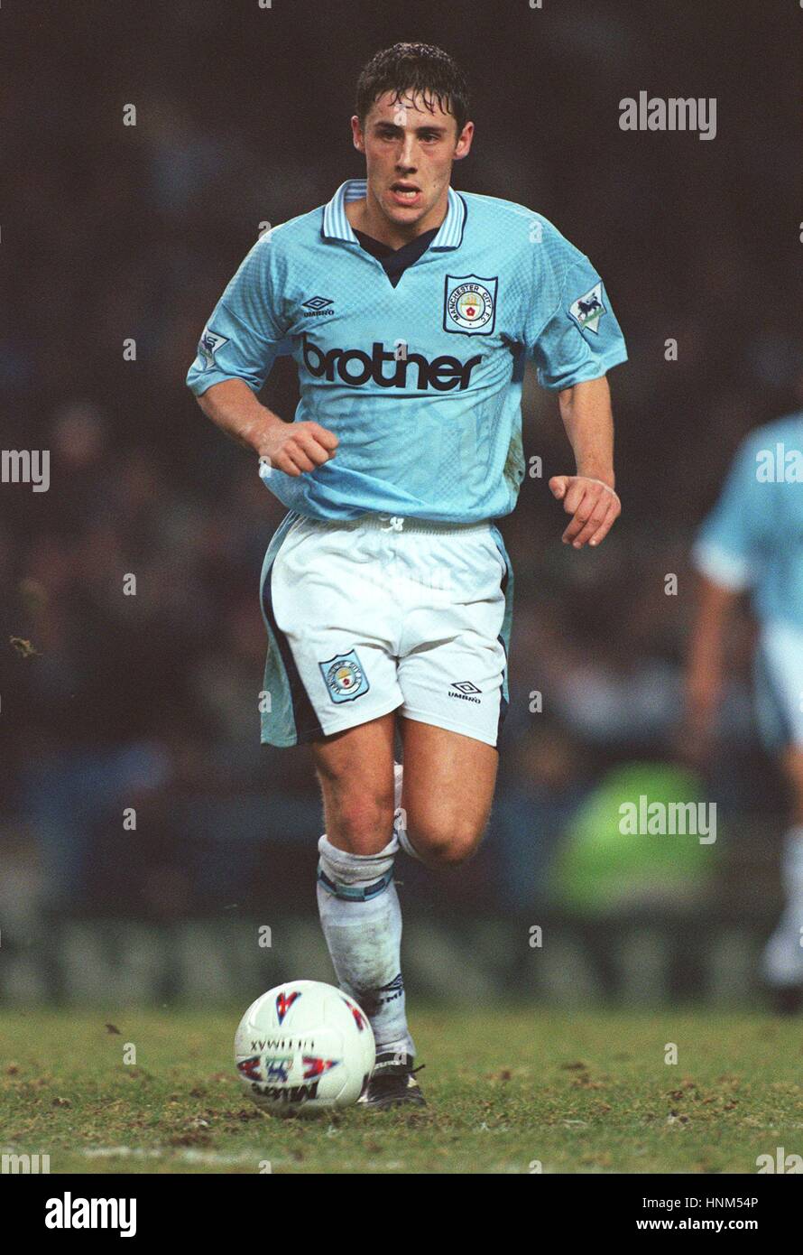 MICHAEL BROWN MANCHESTER CITY FC 02 January 1996 Stock Photo - Alamy