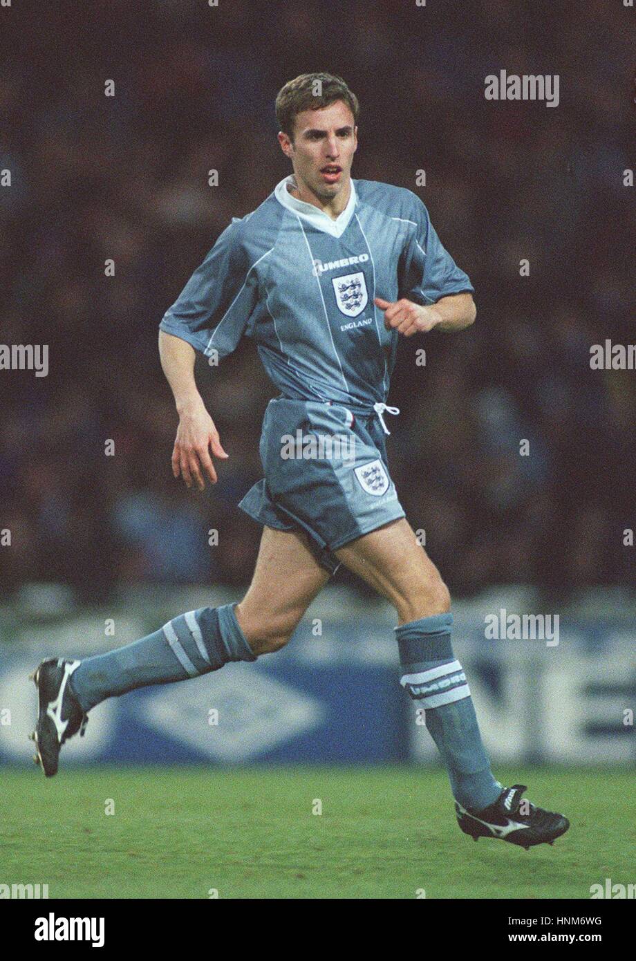 GARETH SOUTHGATE ENGLAND & ASTON VILLA FC 01 April 1996 Stock Photo