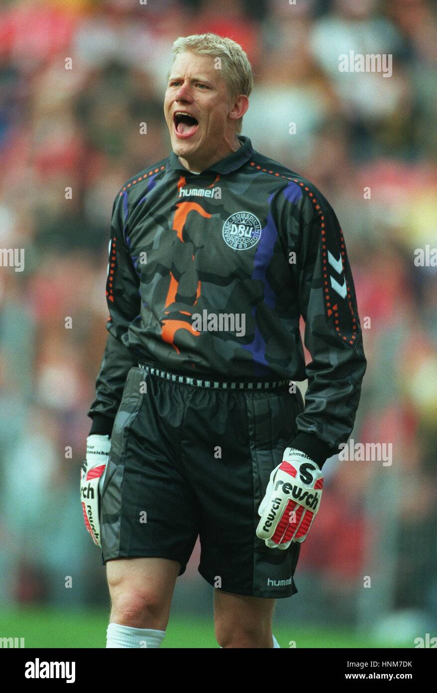 PETER SCHMEICHEL DENMARK & MANCHESTER UNITED FC 30 April 1996 Stock Photo -  Alamy