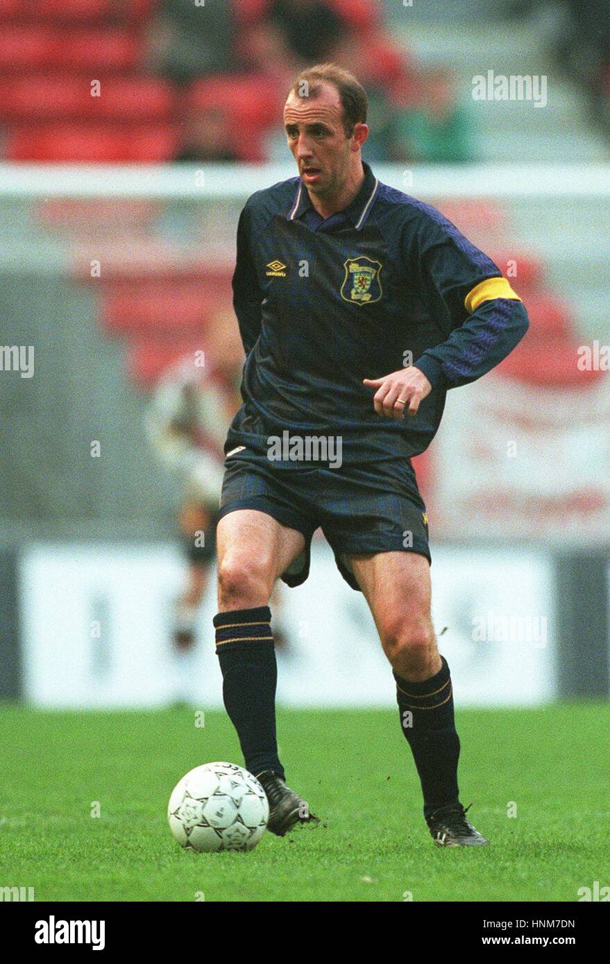 HWC Trading - Foto Con Autografo Stampato A4 - Gary McAllister, Leeds United - Cornice Nera Opaca, Memorabilia Da Regalo Per Appassionati Di Calcio