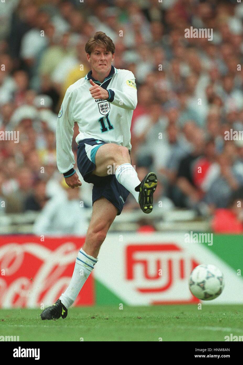 darren-anderton-england-hi-res-stock-photography-and-images-alamy