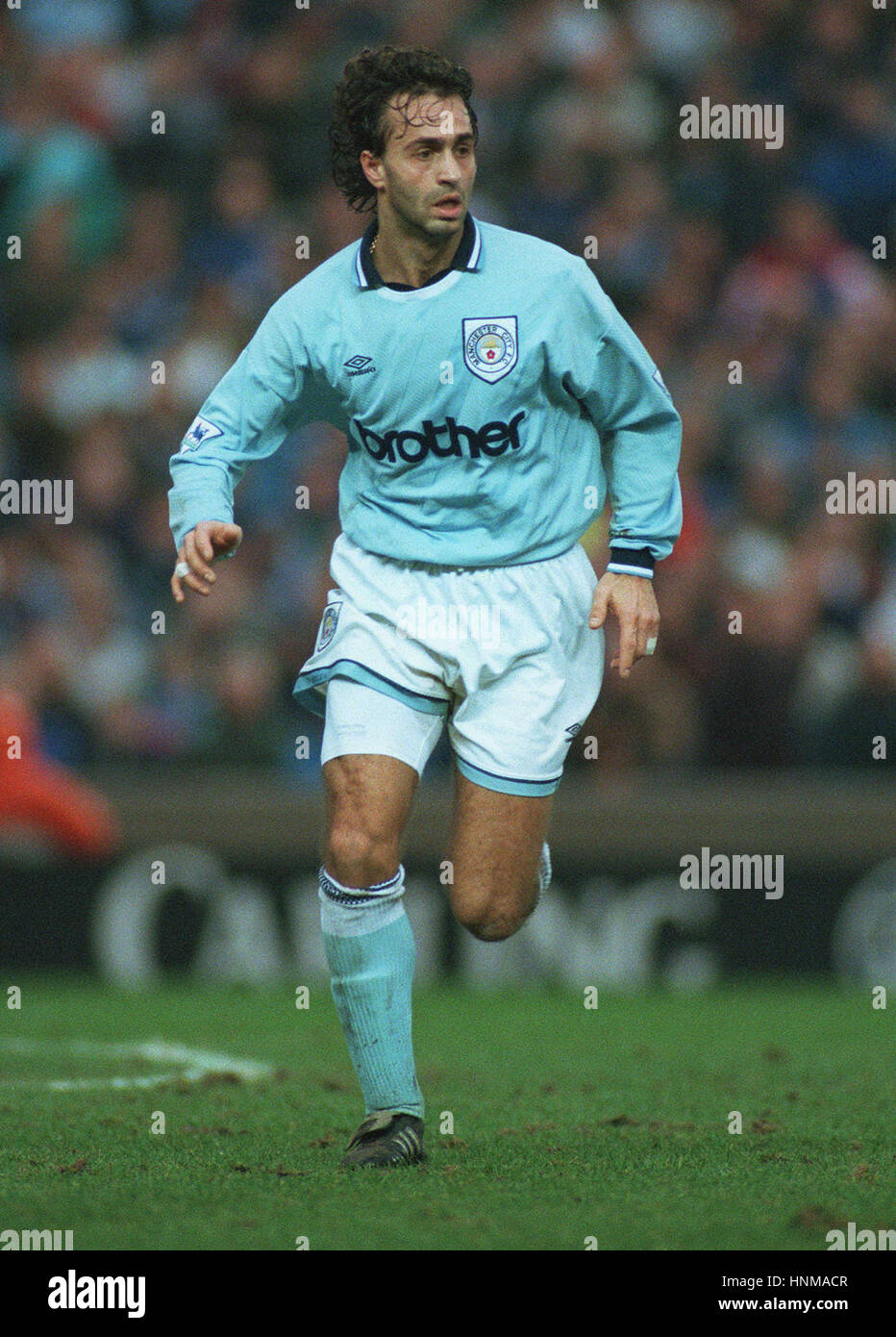 MAURIZIO GAUDINO MANCHESTER CITY FC 15 February 1995 Stock Photo - Alamy