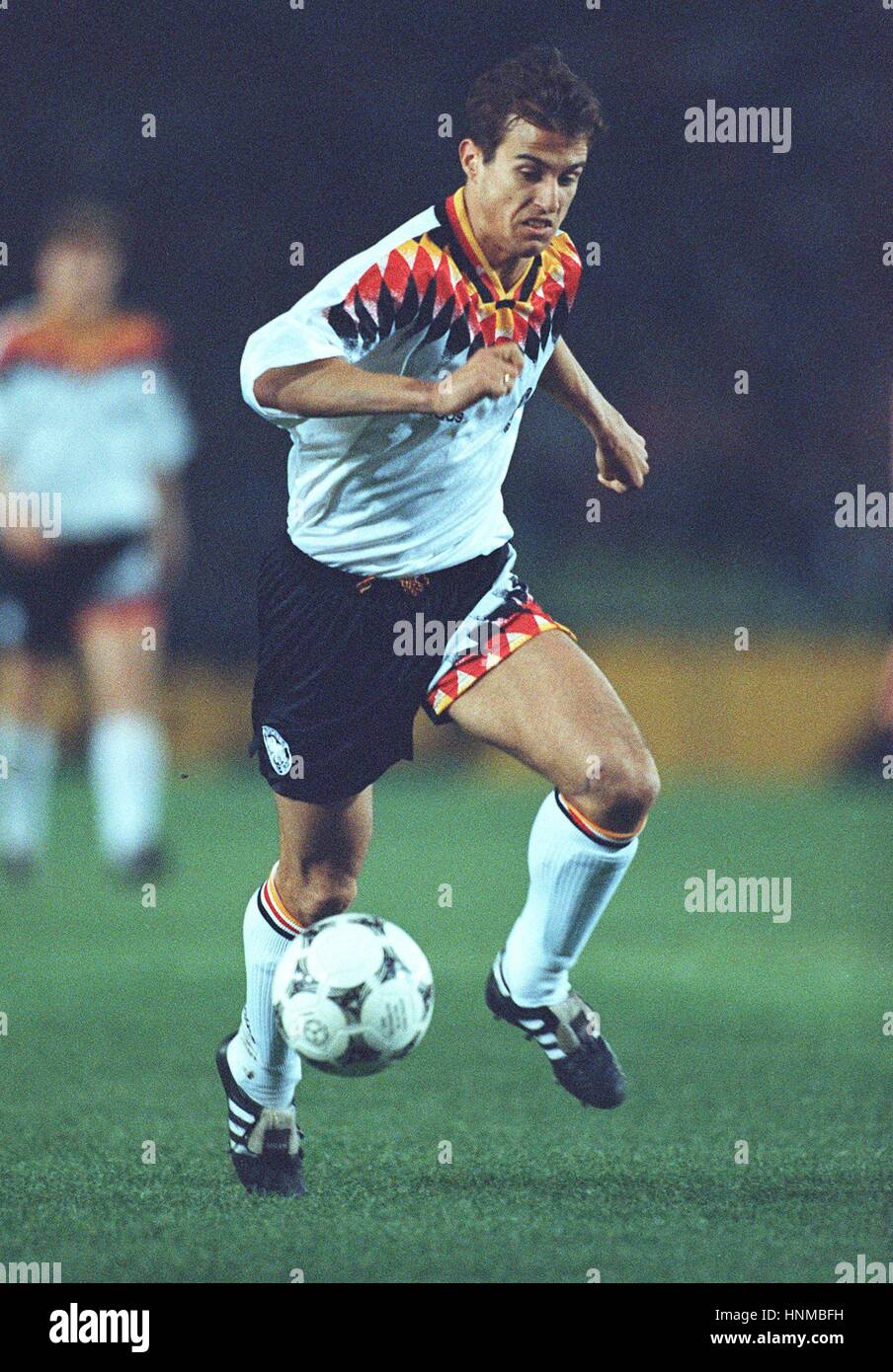 MEHMET SCHOLL FC BAYERN MUNICH 05 Mai 1993 Photo Stock - Alamy