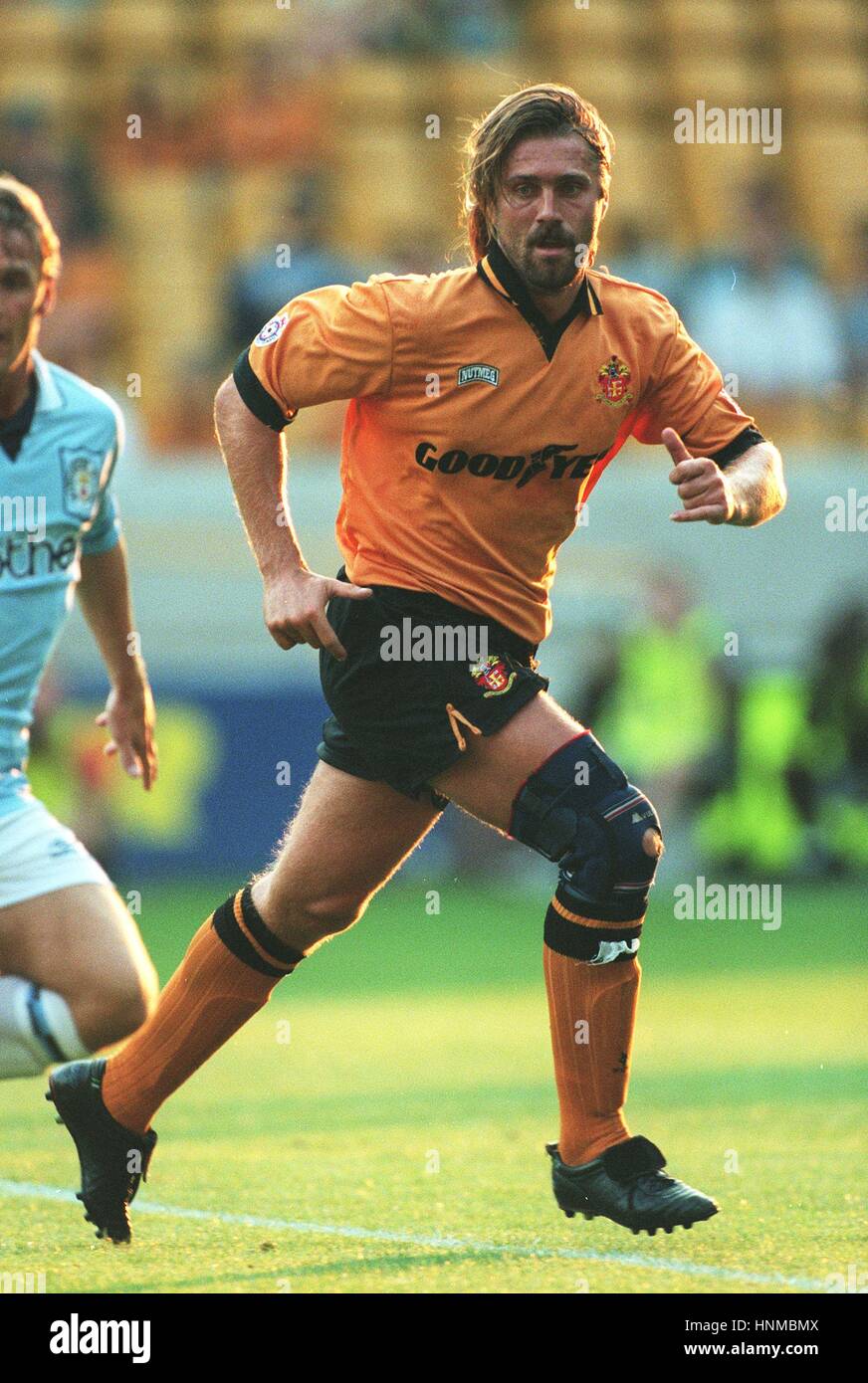 JOHN DE WOLF WOLVERHAMPTON WANDERERS FC 03 August 1995 Stock Photo Alamy