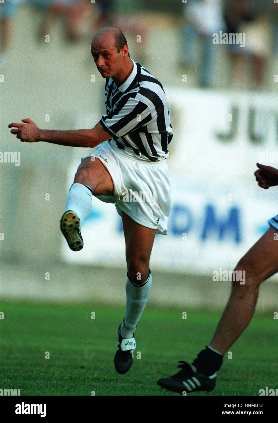ATTILIO LOMBARDO JUVENTUS FC 10 August 1995 Stock Photo