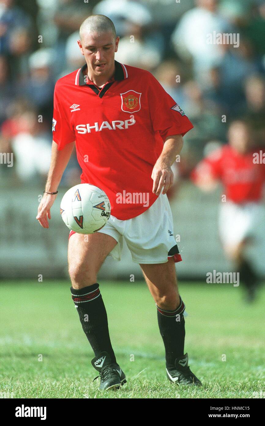 LEE SHARPE MANCHESTER UNITED FC 15 August 1995 Stock Photo - Alamy