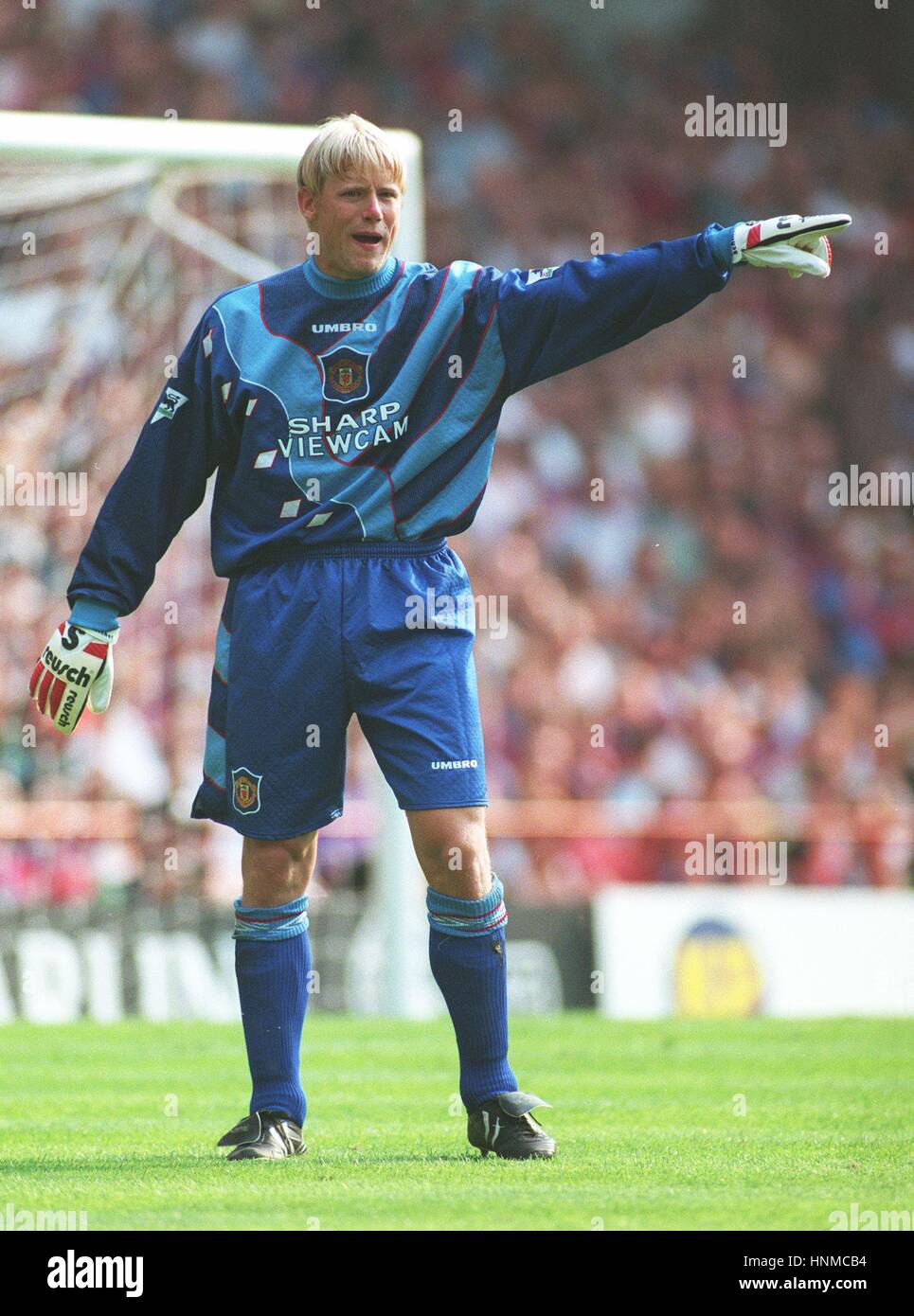 wallpapers Peter Schmeichel Man Utd Shirt https www alamy com stock photo peter schmeichel manchester united fc 22 august 1995 133829112 html