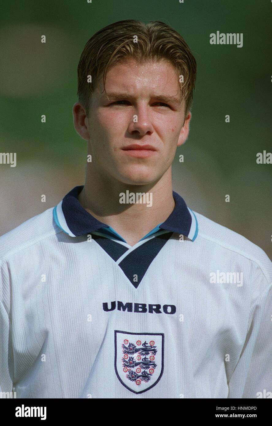 DAVID BECKHAM ENGLAND U21 & MAN UTD FC 05 September 1995 Stock Photo - Alamy