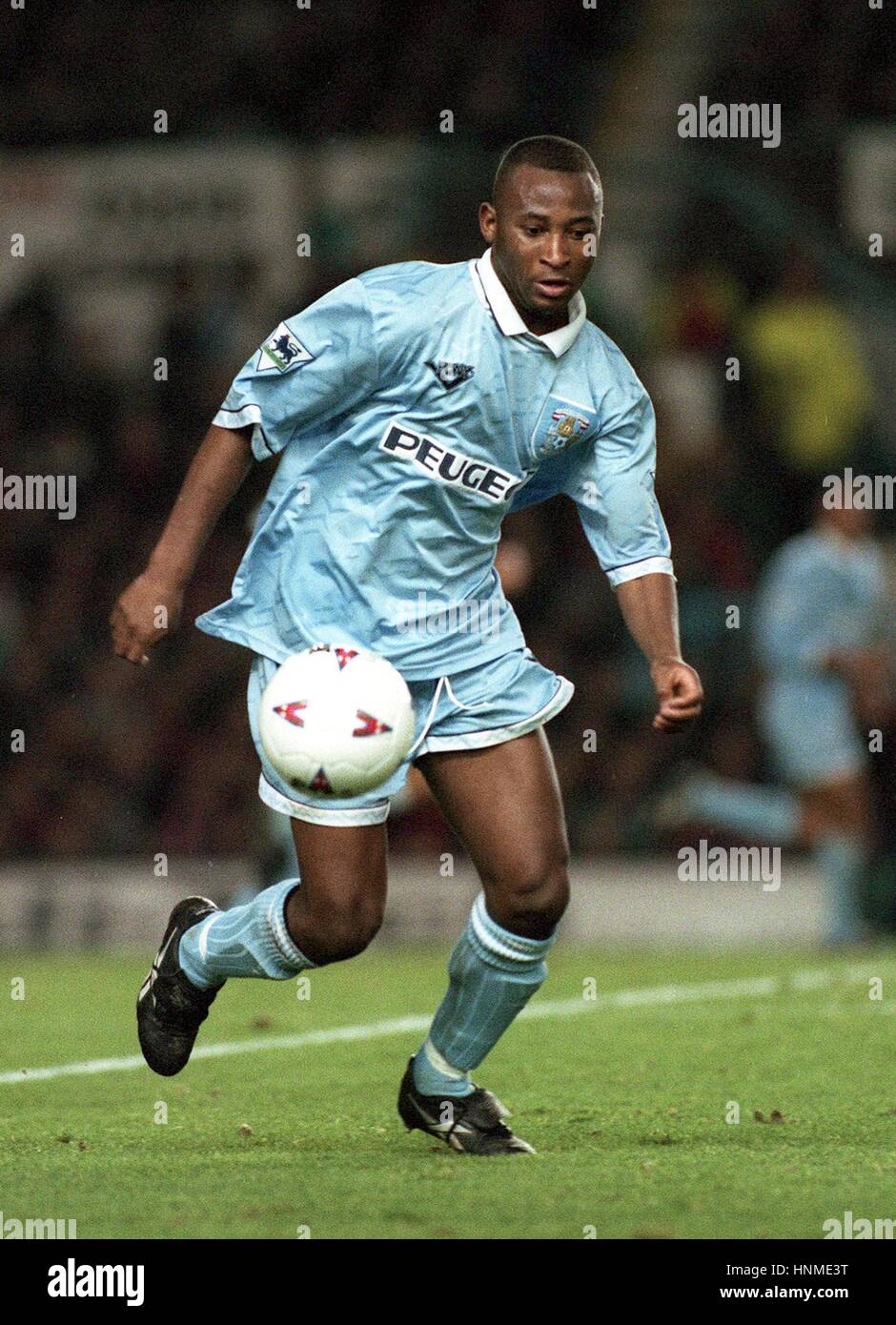 peter-ndlovu-coventry-city-fc-24-november-1995-stock-photo-alamy