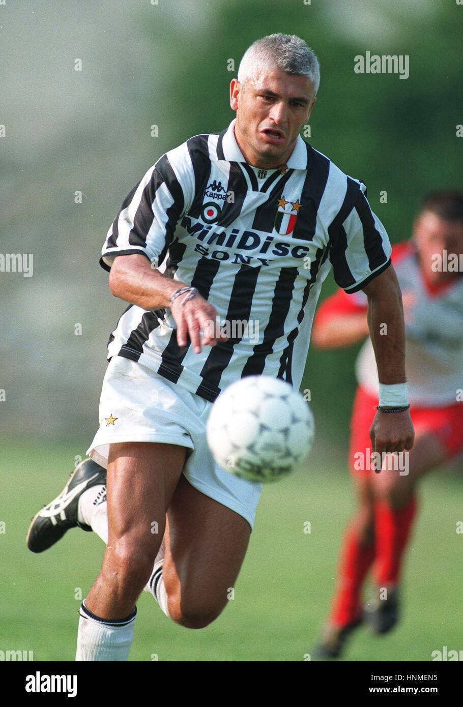 FABRIZIO RAVANELLI JUVENTUS FC 06 September 1995 Stock Photo - Alamy