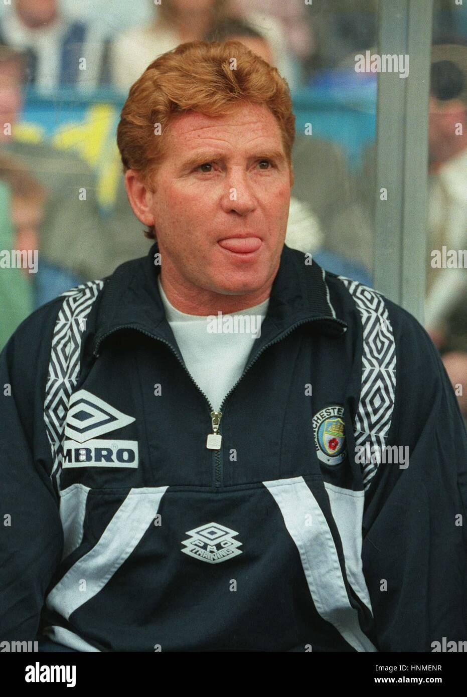 Alan ball manchester city manager hi-res stock photography and images