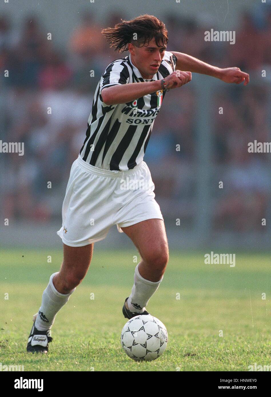 ALESSIO TACCHINARDI JUVENTUS FC 04 October 1995 Stock Photo Alamy