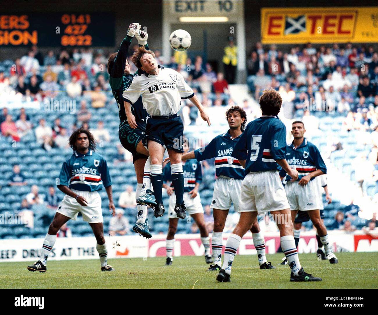 Walter Zenga Hi res Stock Photography And Images Alamy walter-zenga-hi-res-stock-photography-and-images-alamy
