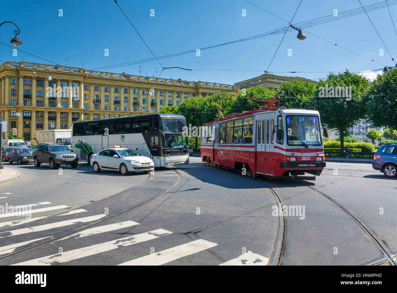 St petersburg bus hires stock photography and images Alamy