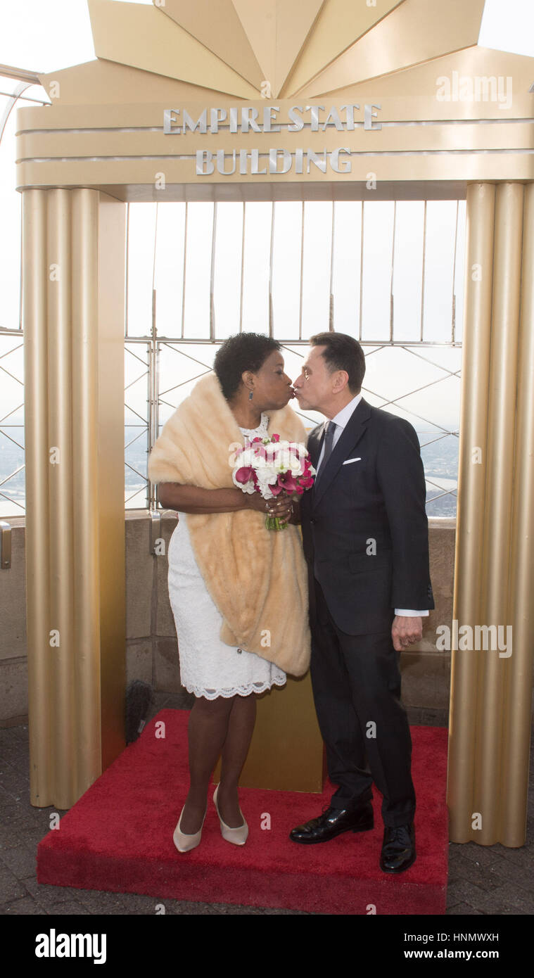 New York,, USA. 14th Feb, 2017. Roetta Collins and Patrick Smith of New York are married as part of the Empire State Building's 23rd Annual Valentine's Day Weddings contest, February 14, 2017. Credit: Bryan Smith/ZUMA Wire/Alamy Live News Stock Photo