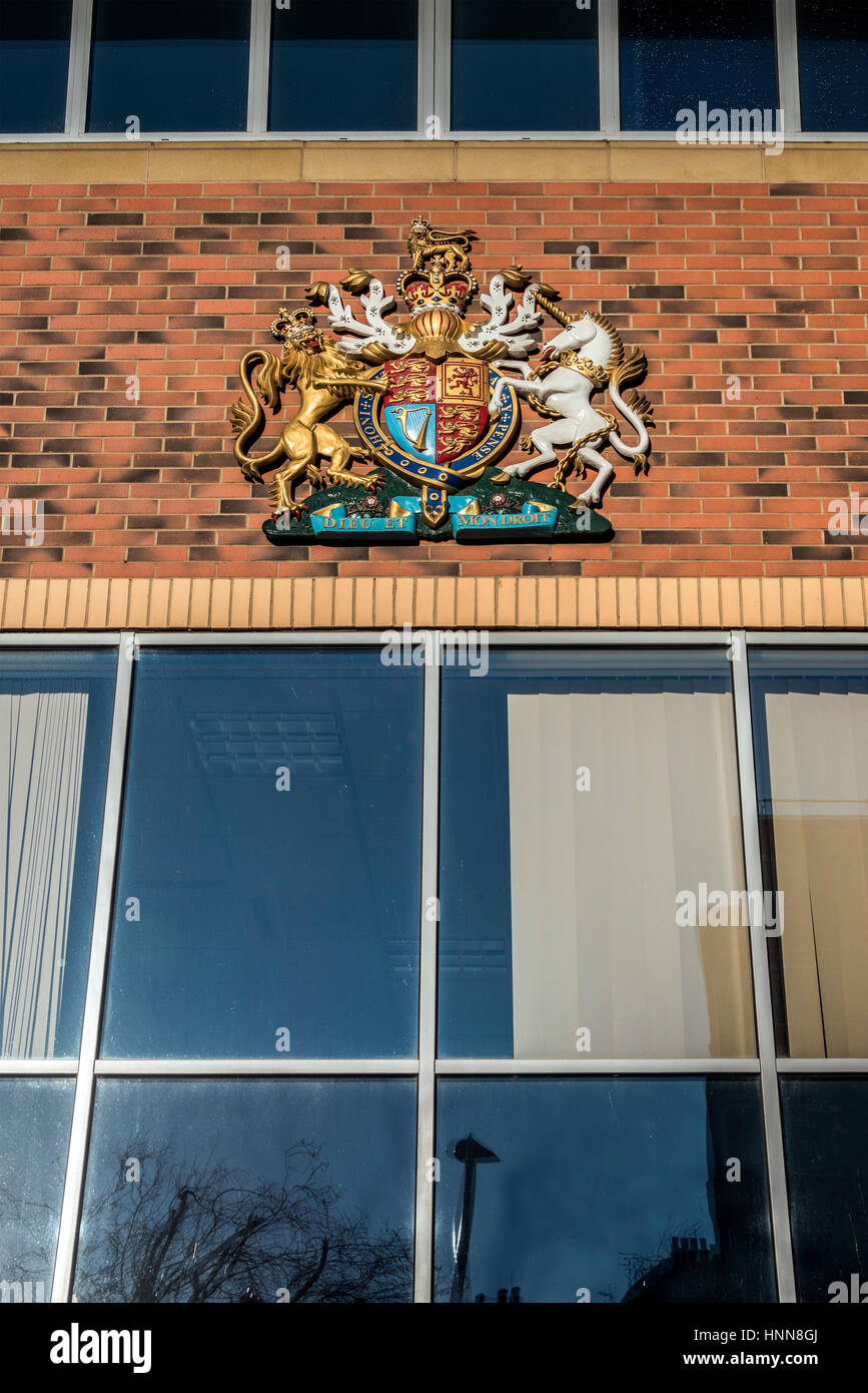 Royal Coat of Arms on Law Court Building Stock Photo Alamy