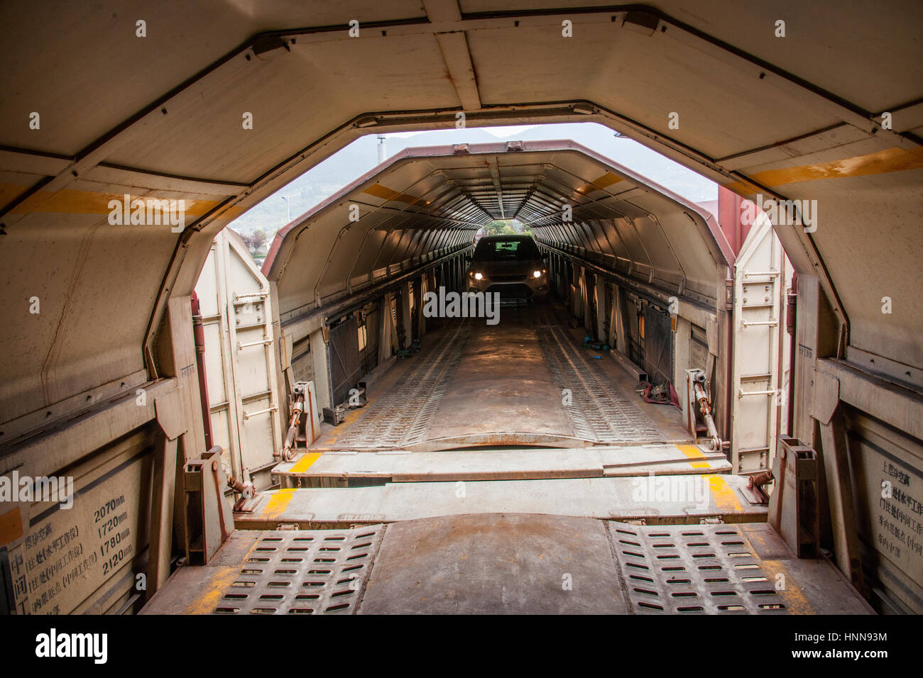 Car Laoding Auto Train The train was loading a car Stock Photo - Alamy