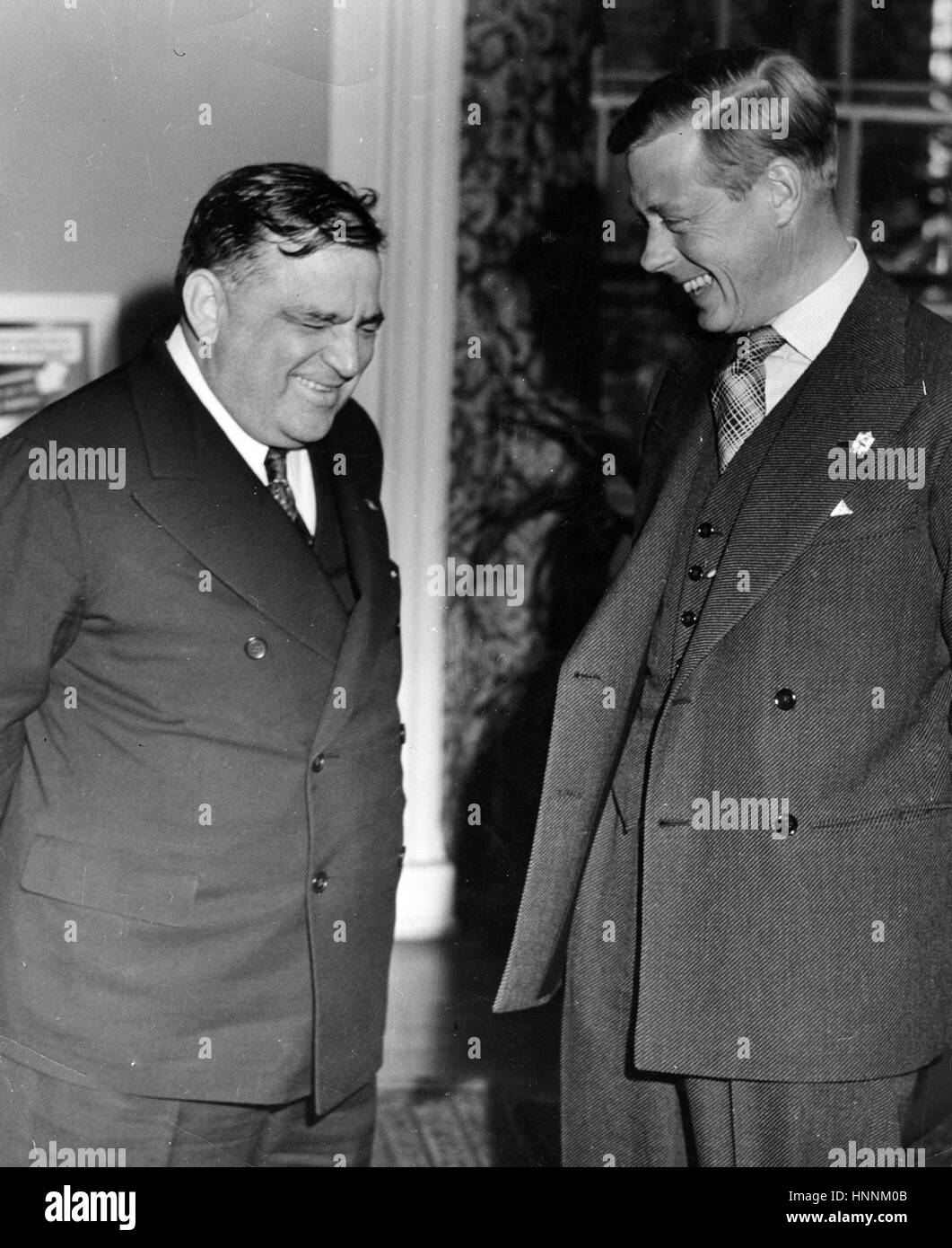 DUKE OF WINDSOR meets Mayor Fiorello La Guardia during the Windsor's visit to New York in October 1941 Stock Photo