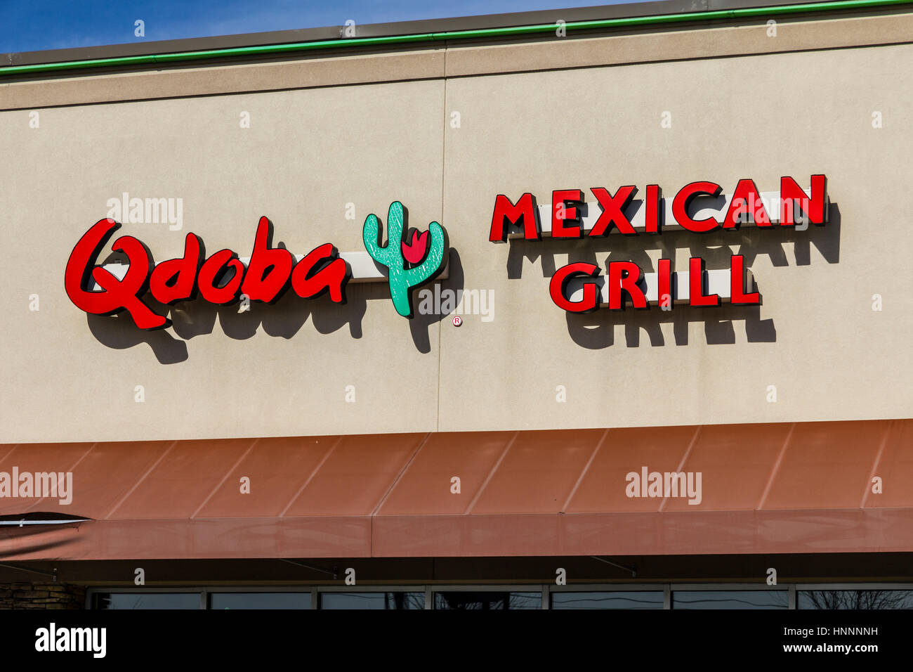Indianapolis - Circa February 2017: Walgreens Retail Location. Walgreens is an American Pharmaceutical Company IX Stock Photo
