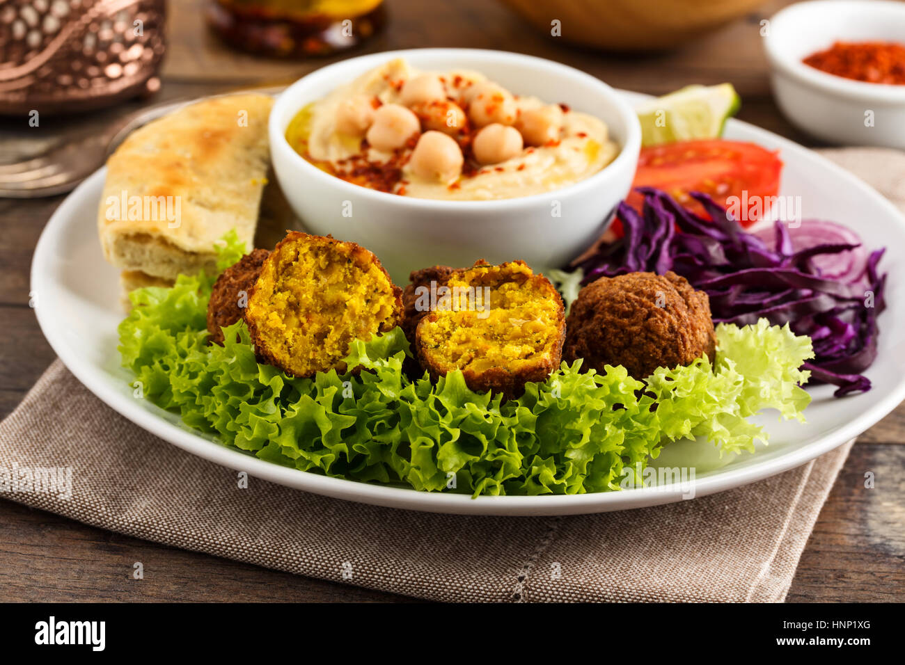 Syrian falafel hi-res stock photography and images - Alamy