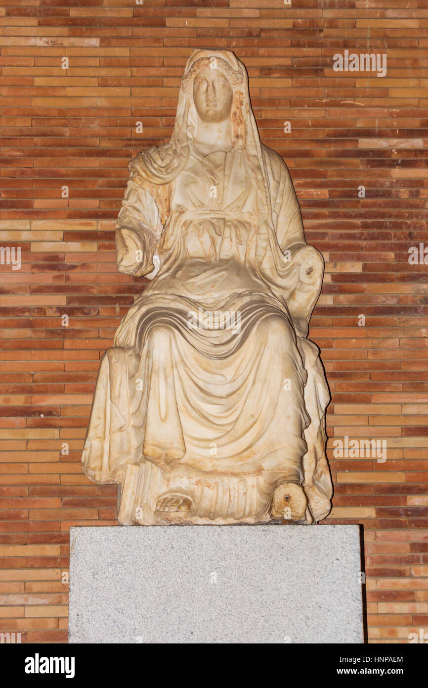Merida, Badajoz Province, Extremadura, Spain.  Museo Nacional de Arte Romano. National Museum of Roman Art. Statue of Ceres. Stock Photo