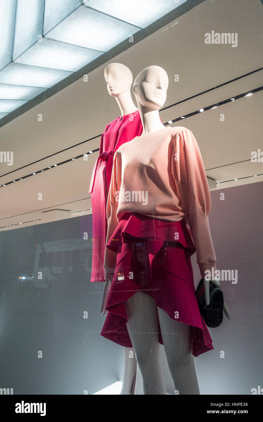 Fashion boutique in New York City Stock Photo Alamy