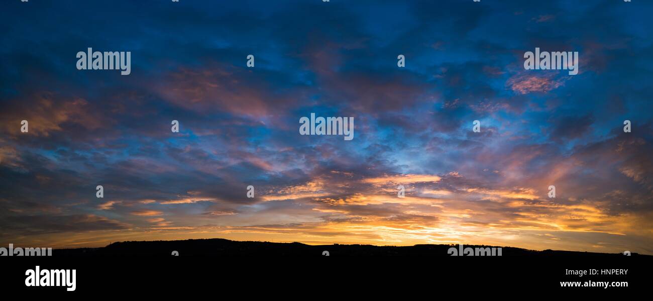 Dark cloudscape sunset hi-res stock photography and images - Alamy