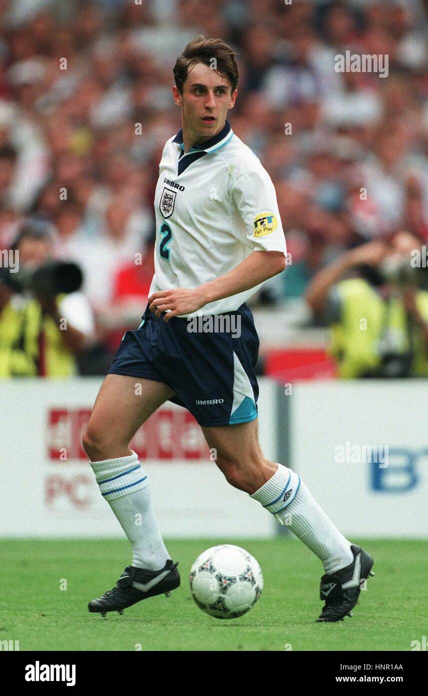 Gary neville 1996 hi-res stock photography and images - Alamy