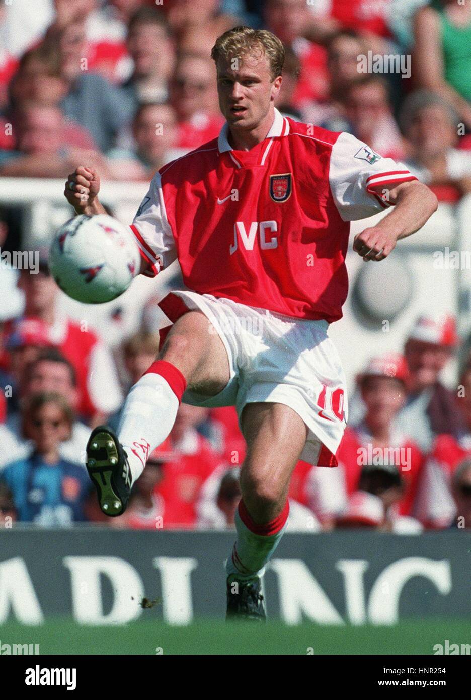 Tony Adams on Winning Arsenal's Only European Cup Amid Alcoholism and Bergkamp Tension - News Directory 3