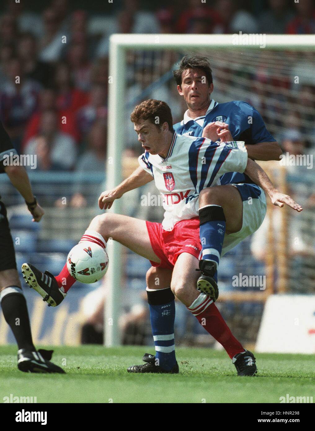 CARL VEART & PAUL TAIT BIRMINGHAM CITY V PALACE FC 10 September 1996 Stock Photo