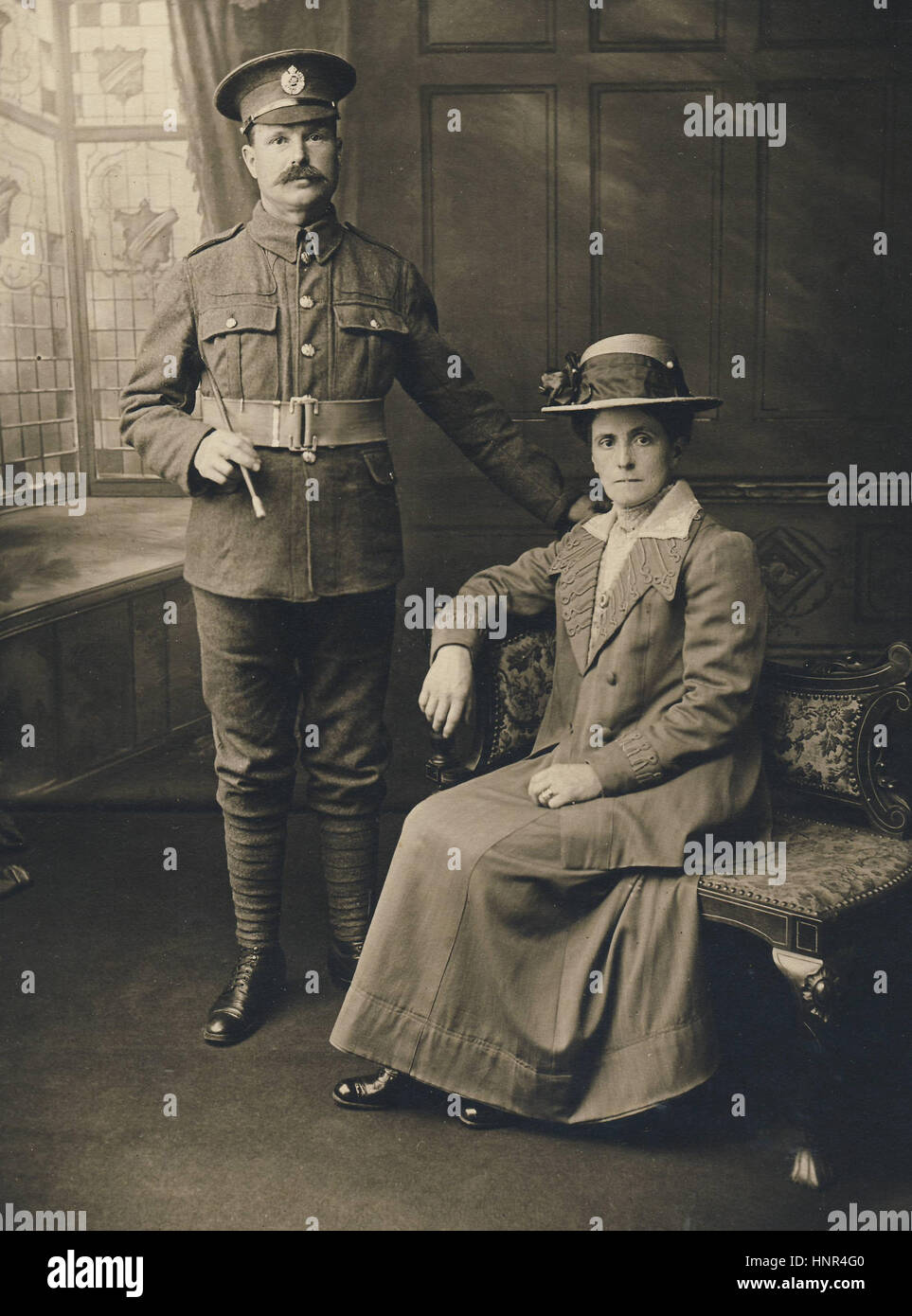 Archive image - Studio porttrait of a soldier of the Great War and his wife Stock Photo