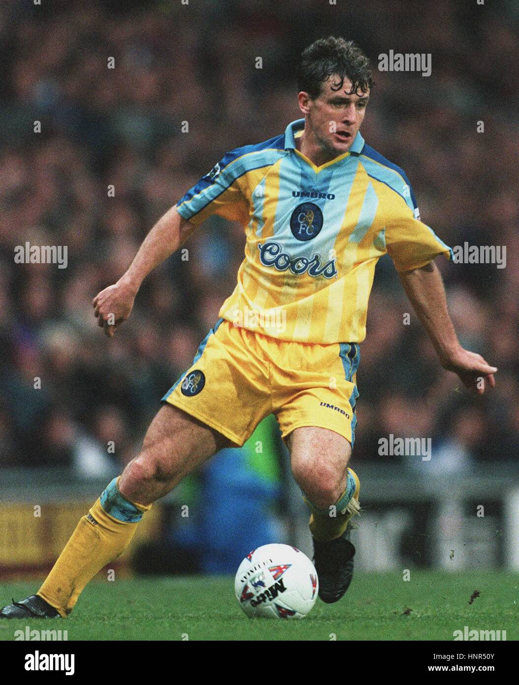 MARK HUGHES CHELSEA FC 18 November 1996 Stock Photo Alamy
