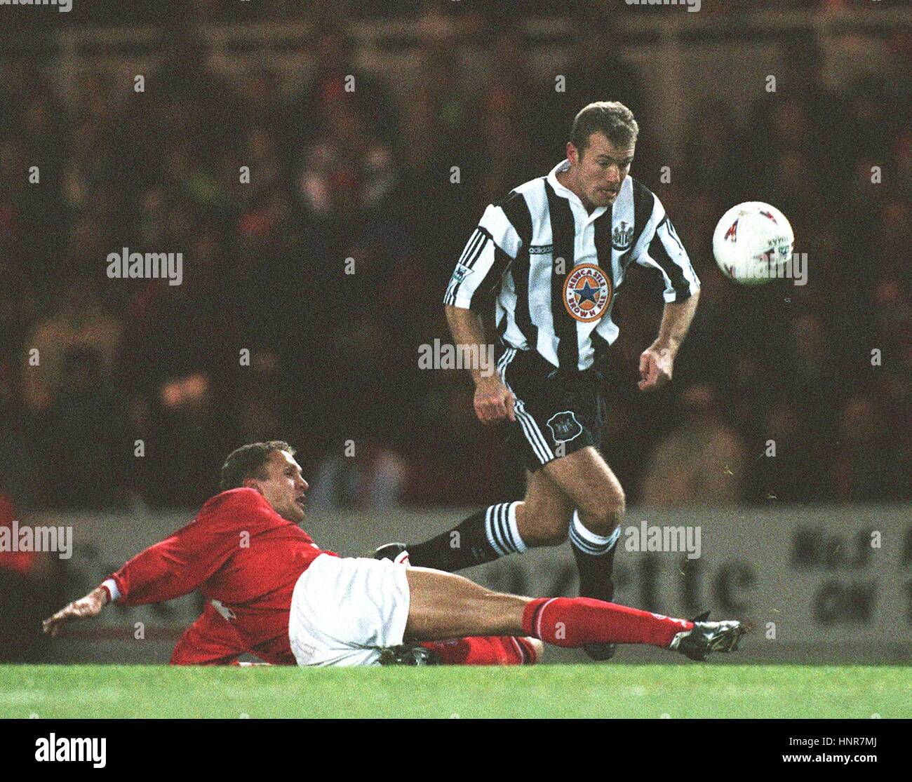 Alan Shearer Newcastle 1996 Hi-res Stock Photography And Images - Alamy